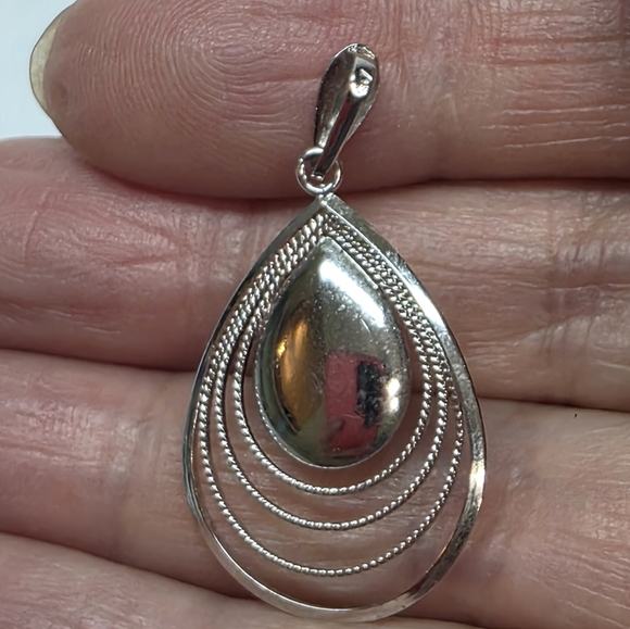 modernist retro Japanese saltwater cultured akoya vintage pearl pendant teardrop - Picture 3 of 7